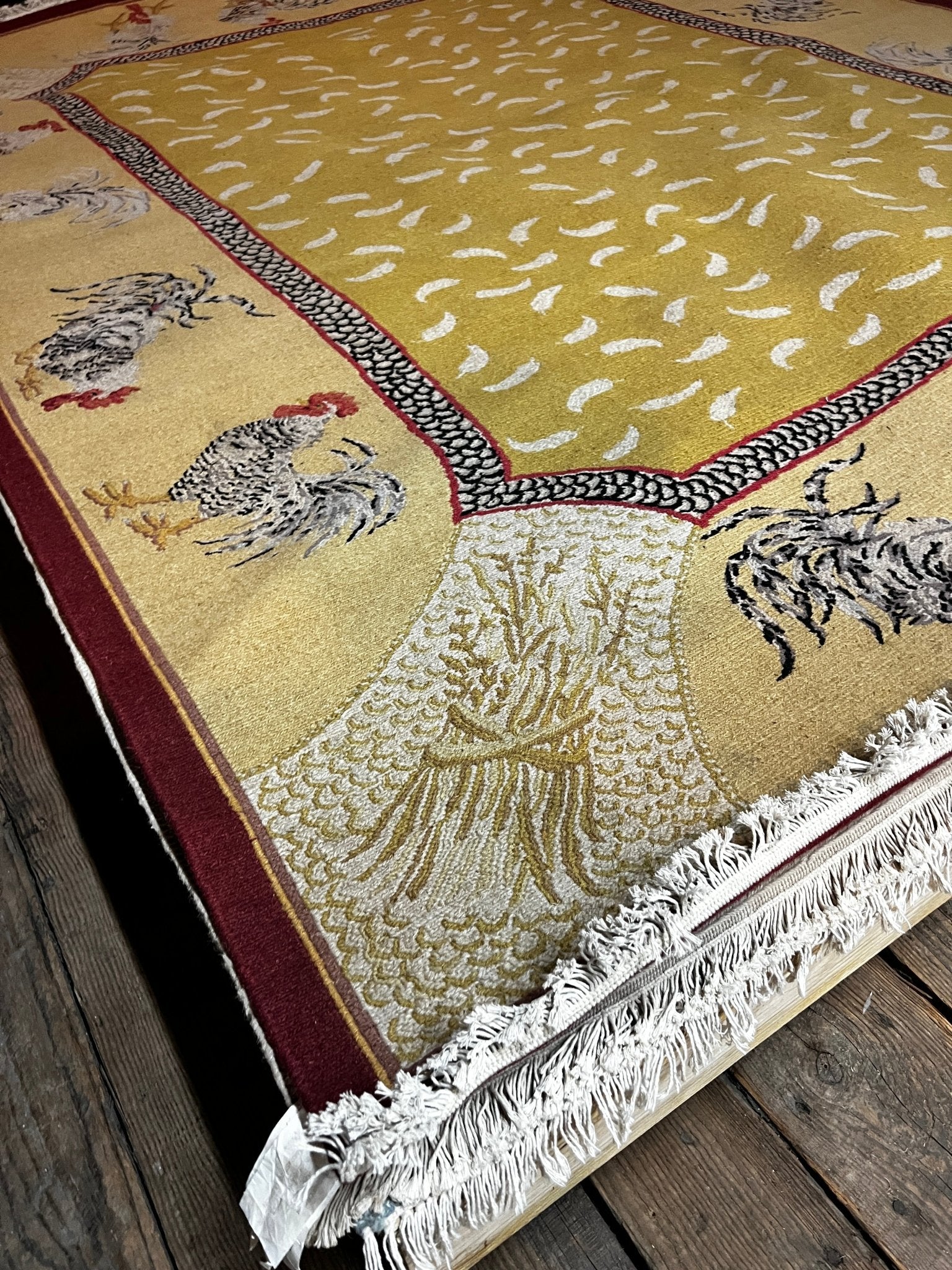 French Market Handwoven Gilded Chicken Soumak Rug (Multiple Sizes) | Banana Manor Rug Factory Outlet