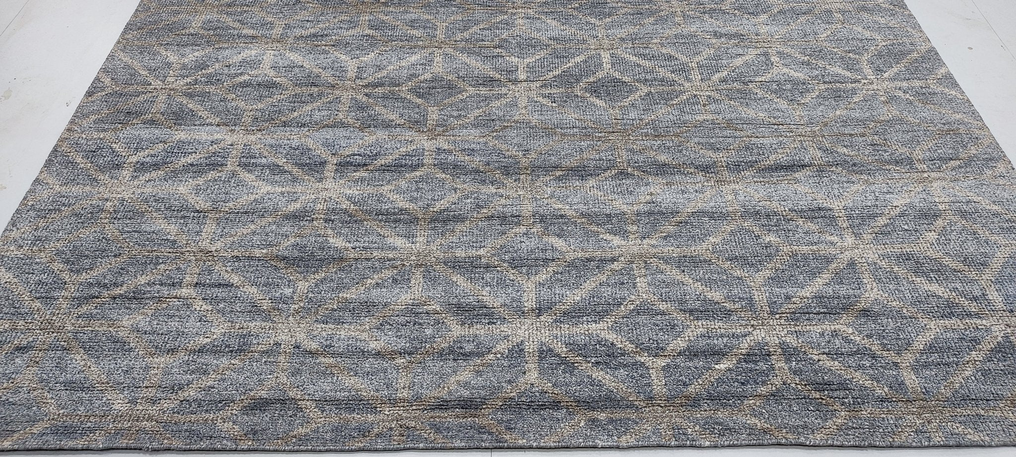 Fuller Hand-Knotted Grey & Tan Modern (Muliple Sizes) | Banana Manor Rug Factory Outlet