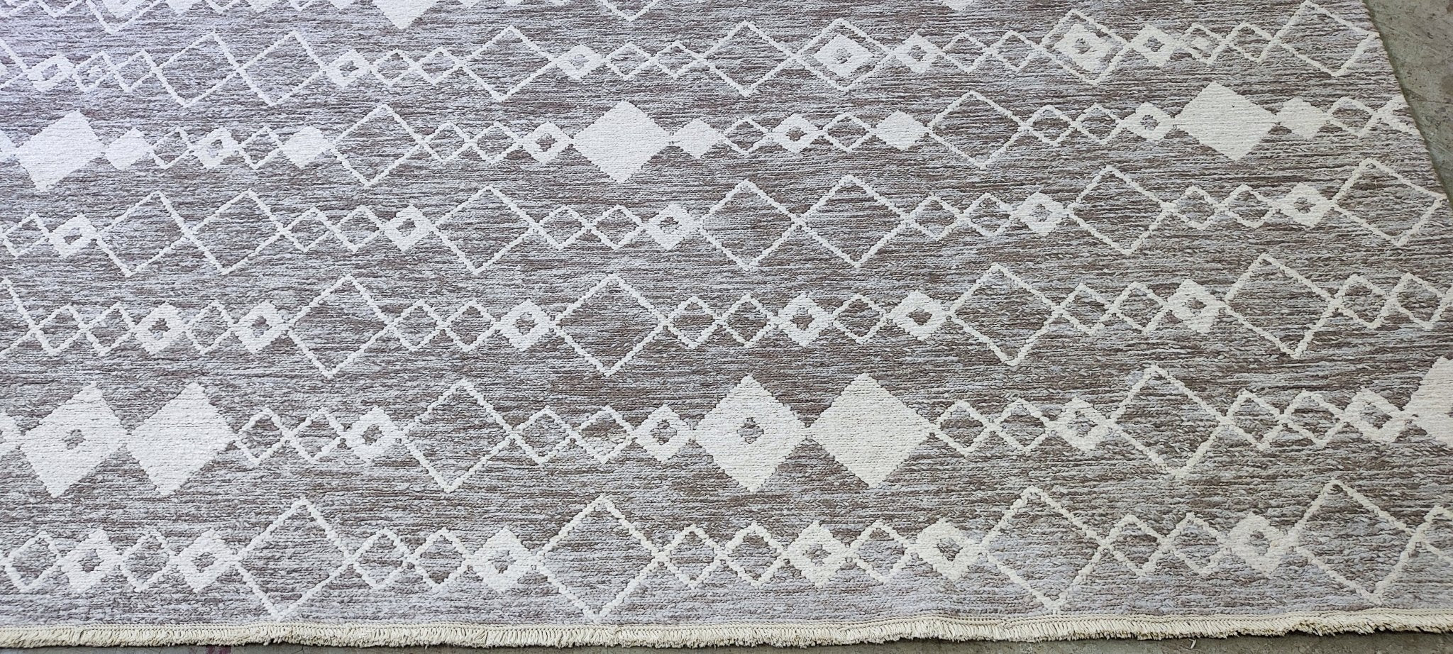 Gemma 7.6x9.6 Tan & Ivory Abstract Oushak | Banana Manor Rug Factory Outlet