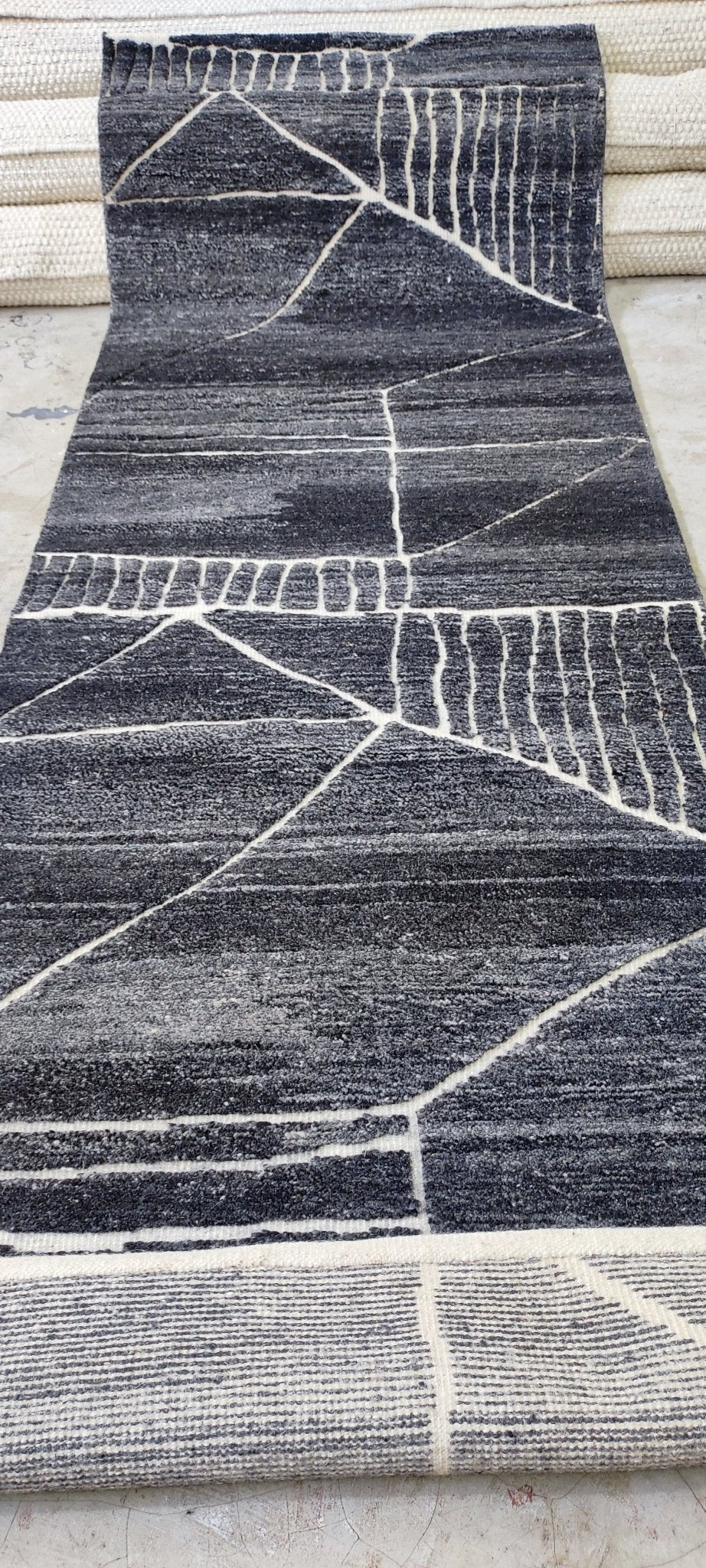George 2.9x8.3 Hand-Knotted Charcoal Cut Pile Runner | Banana Manor Rug Factory Outlet