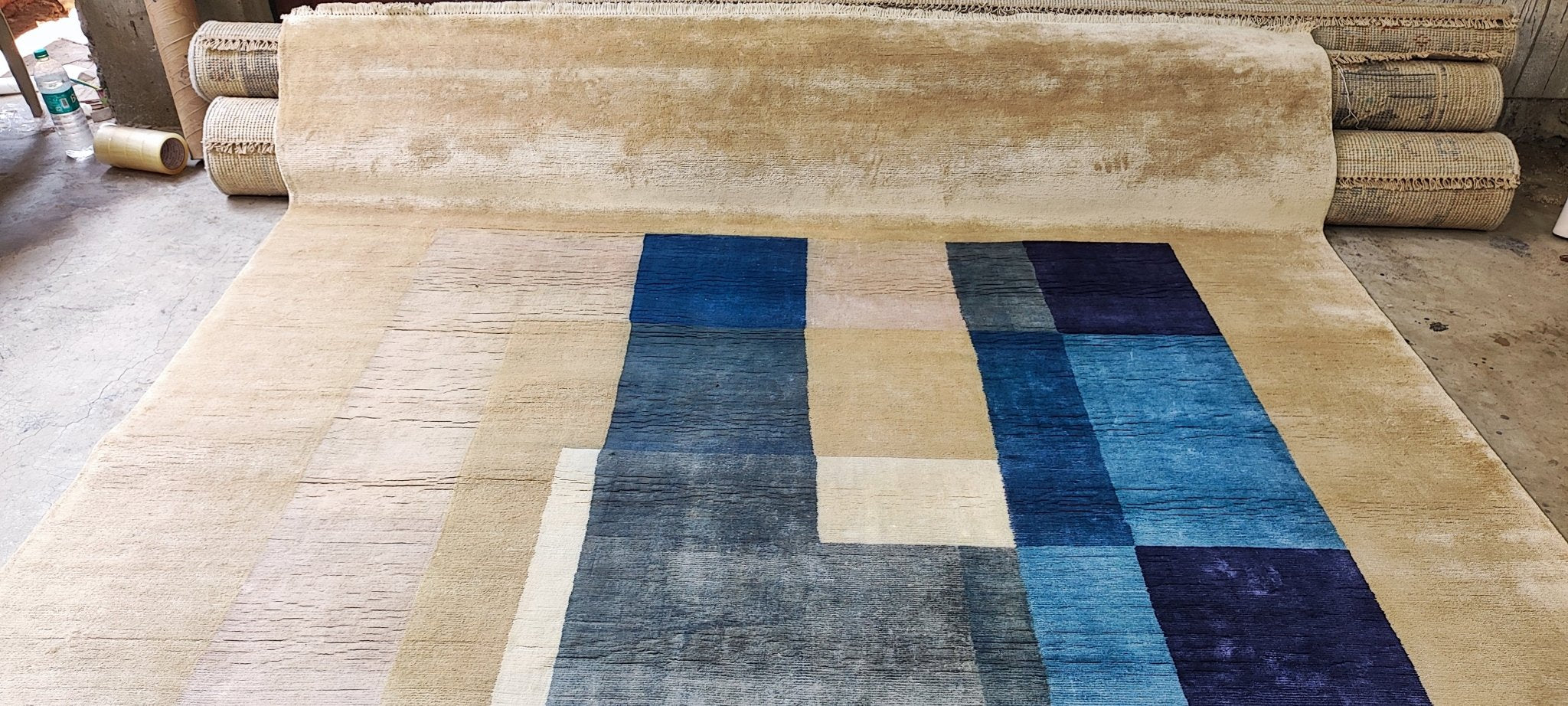 Giordana 8x9.9 Beige & Blue Hand Knotted | Banana Manor Rug Factory Outlet