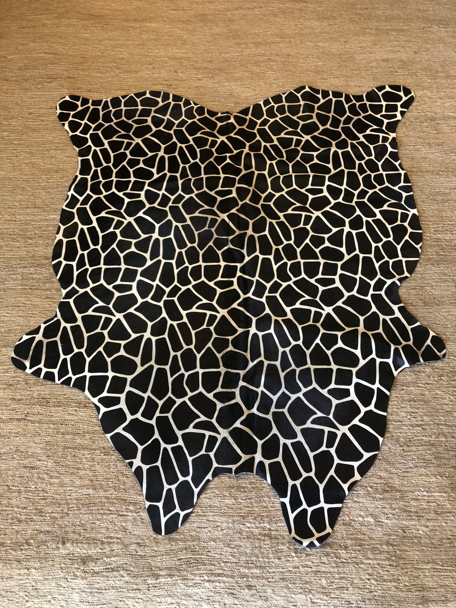 Giraffe Print Cowhide Rug | Banana Manor Rug Company