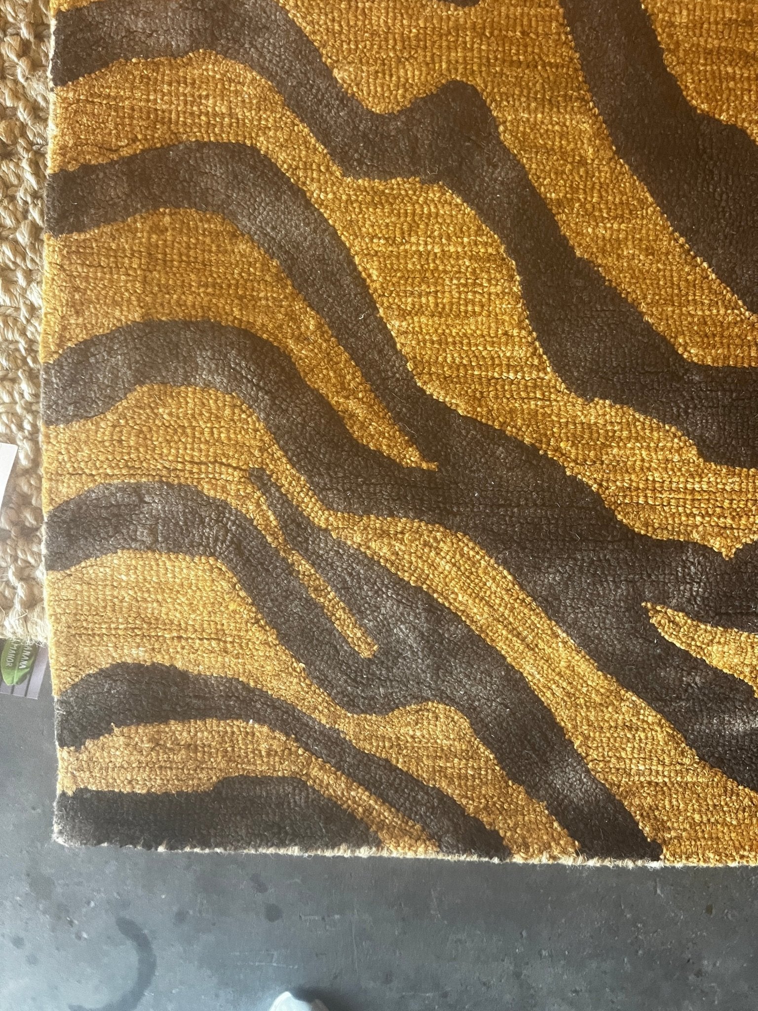 Go Tigres 5x8 Hand-Tufted Gold & Brown Tiger | Banana Manor Rug Factory Outlet