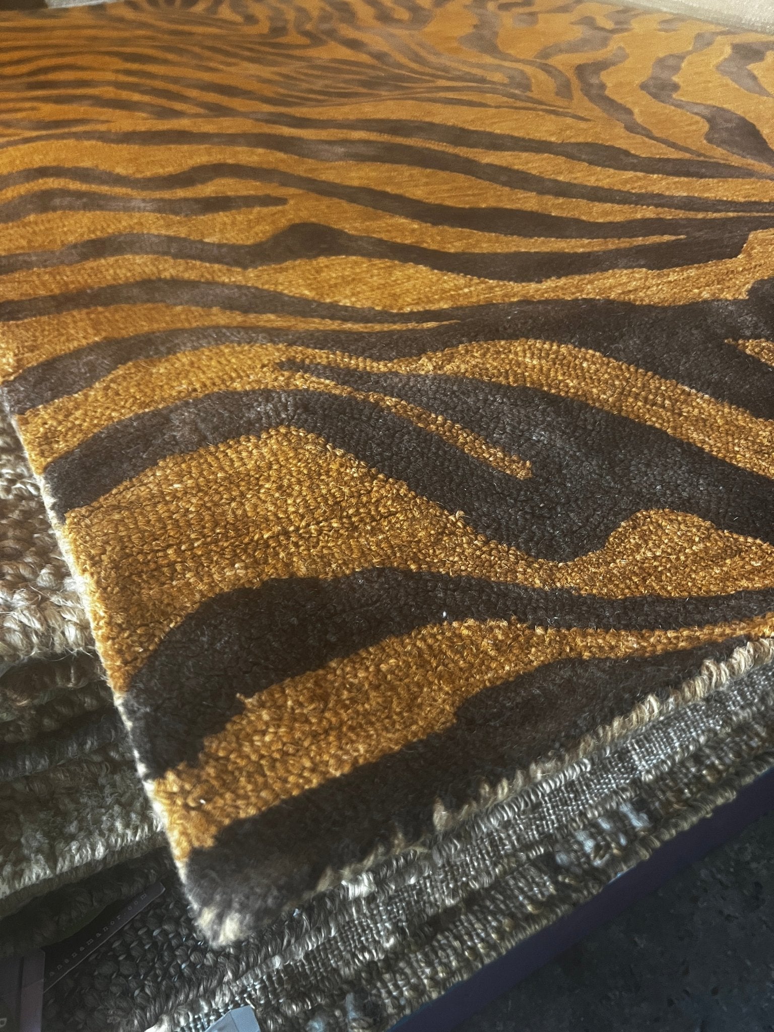 Go Tigres 5x8 Hand-Tufted Gold & Brown Tiger | Banana Manor Rug Factory Outlet