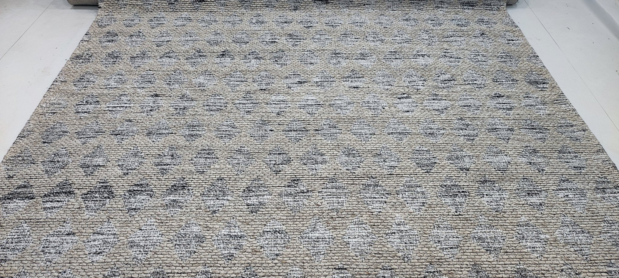 Griff 8x10 Handwoven Beige Jacquard Durrie | Banana Manor Rug Factory Outlet
