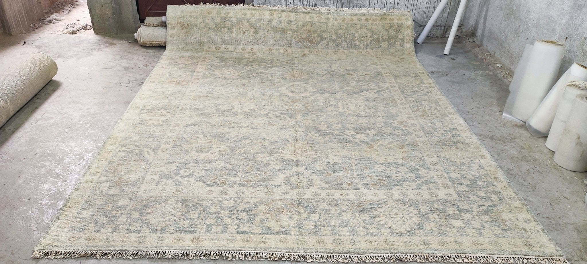 Hadiya O'Hara Aqua Hand-Knotted Oushak Rug 8x10 | Banana Manor Rug Company