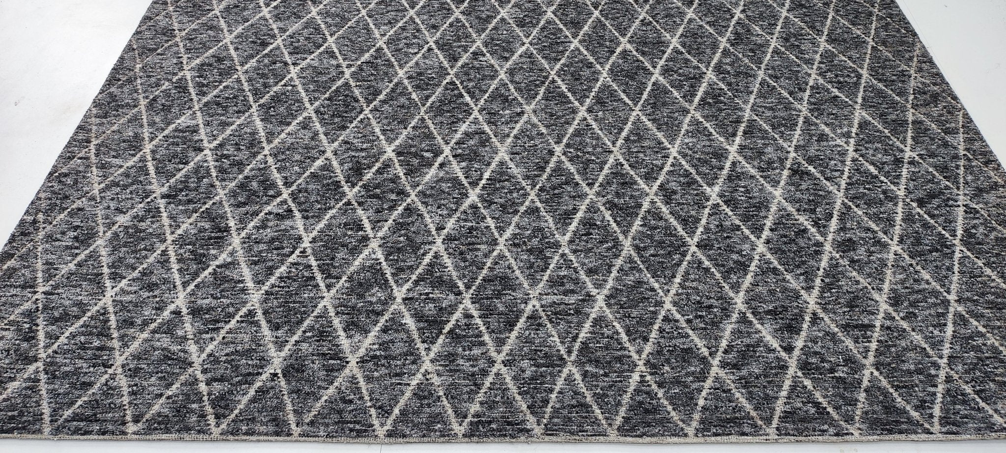 Harvey 8x10 Hand-Knotted Grey High Low | Banana Manor Rug Factory Outlet