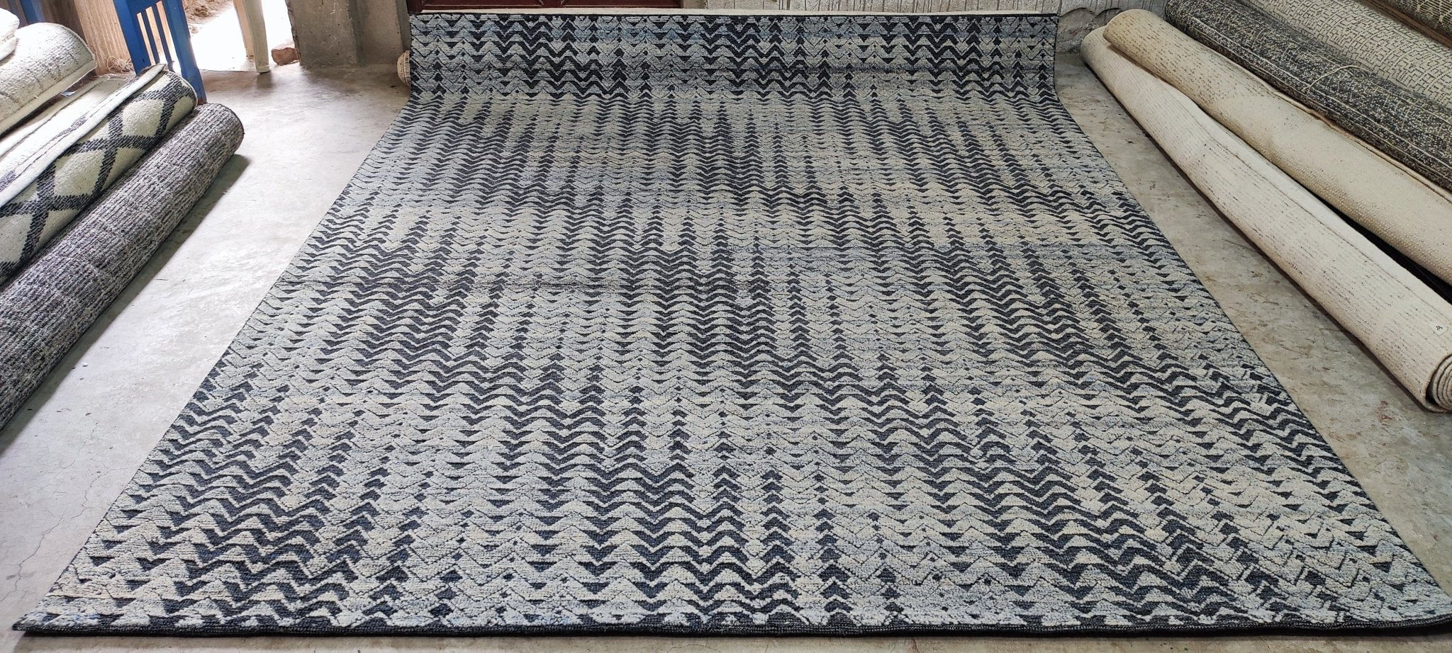 Heinz 9x12 Hand-Knotted Dark Grey & Grey Modern | Banana Manor Rug Factory Outlet