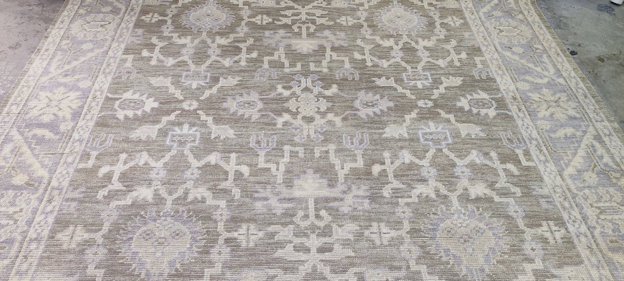 Helen O'Hara 8x8 Silver and Grey Hand-Knotted Oushak Rug – Banana Manor Rug  Factory Outlet