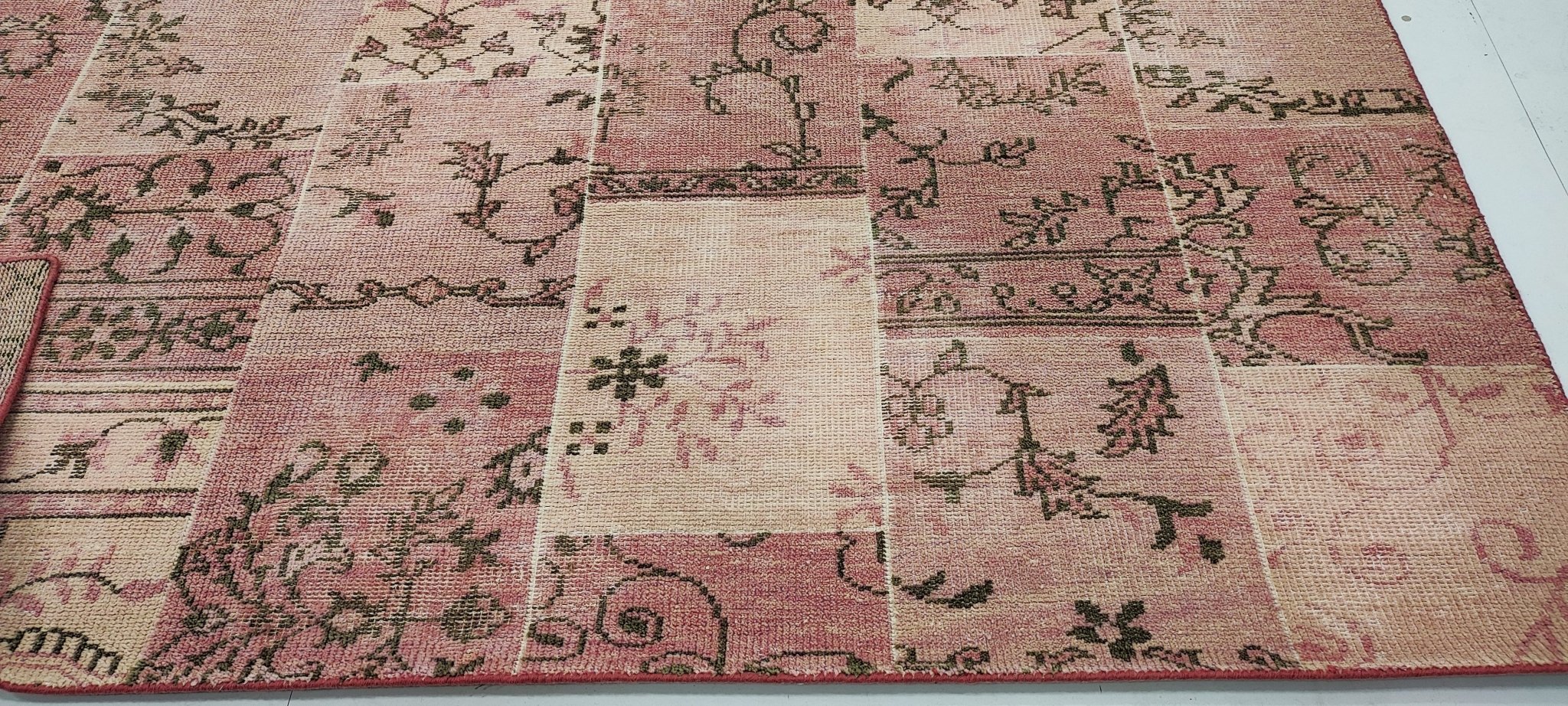 Hope Brady 7.9x9.9 Hand-Knotted Pink Patch Weave | Banana Manor Rug Factory Outlet