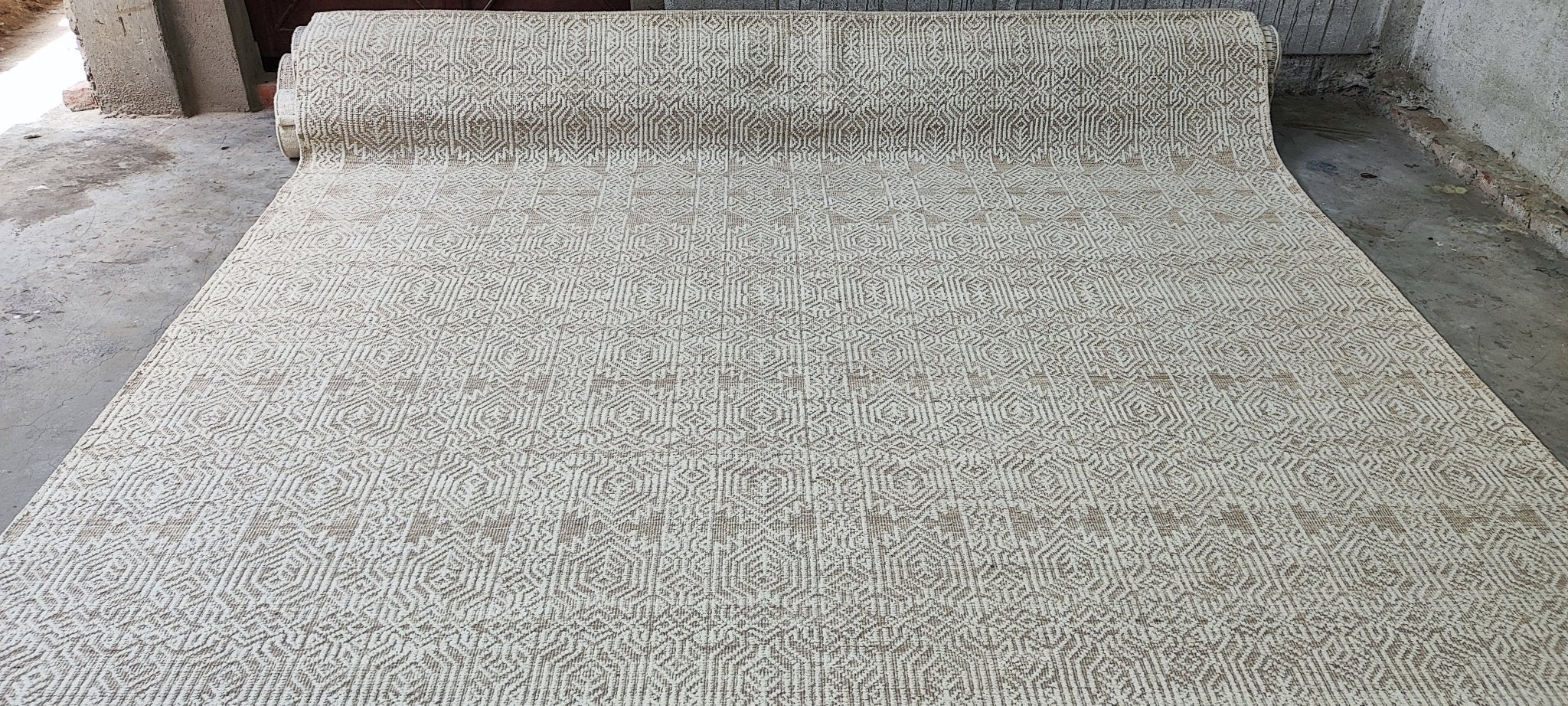 Hossein 9x12 Hand-Knotted Ivory & Camel Modern | Banana Manor Rug Factory Outlet