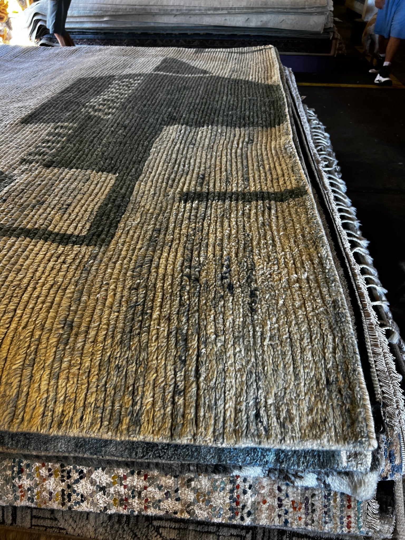 Ian 9x12 Hand-Knotted Natural Cut Pile | Banana Manor Rug Factory Outlet