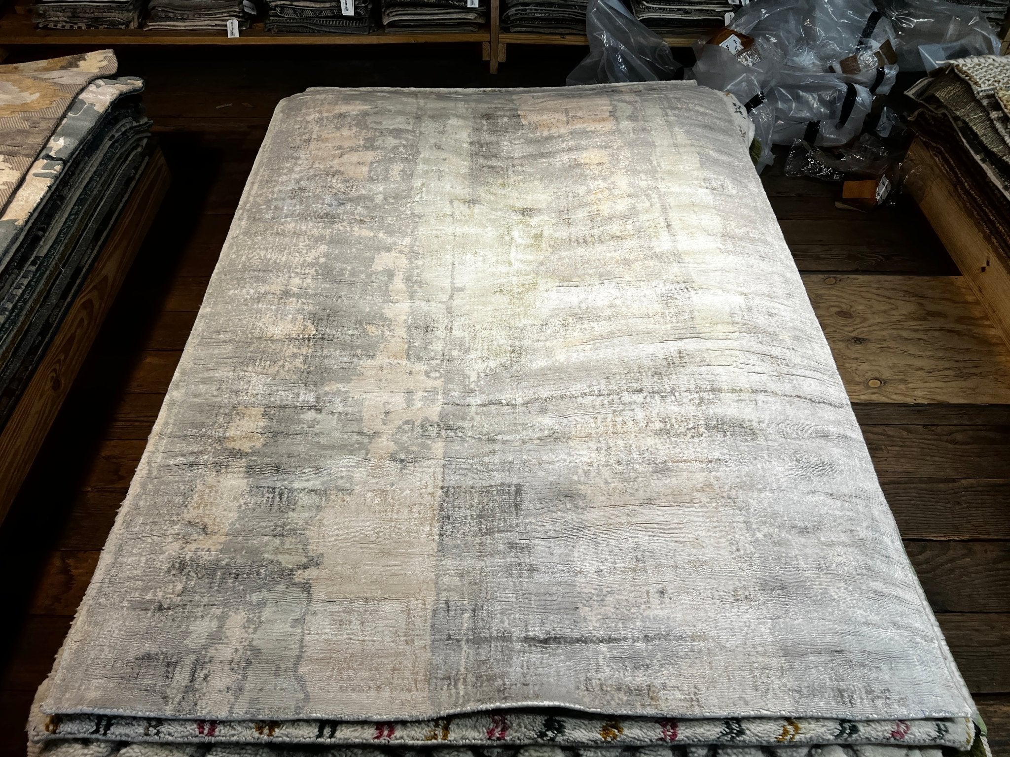 Ian Handwoven Silver & Grey Modern Viscose (Multiple Sizes) | Banana Manor Rug Factory Outlet