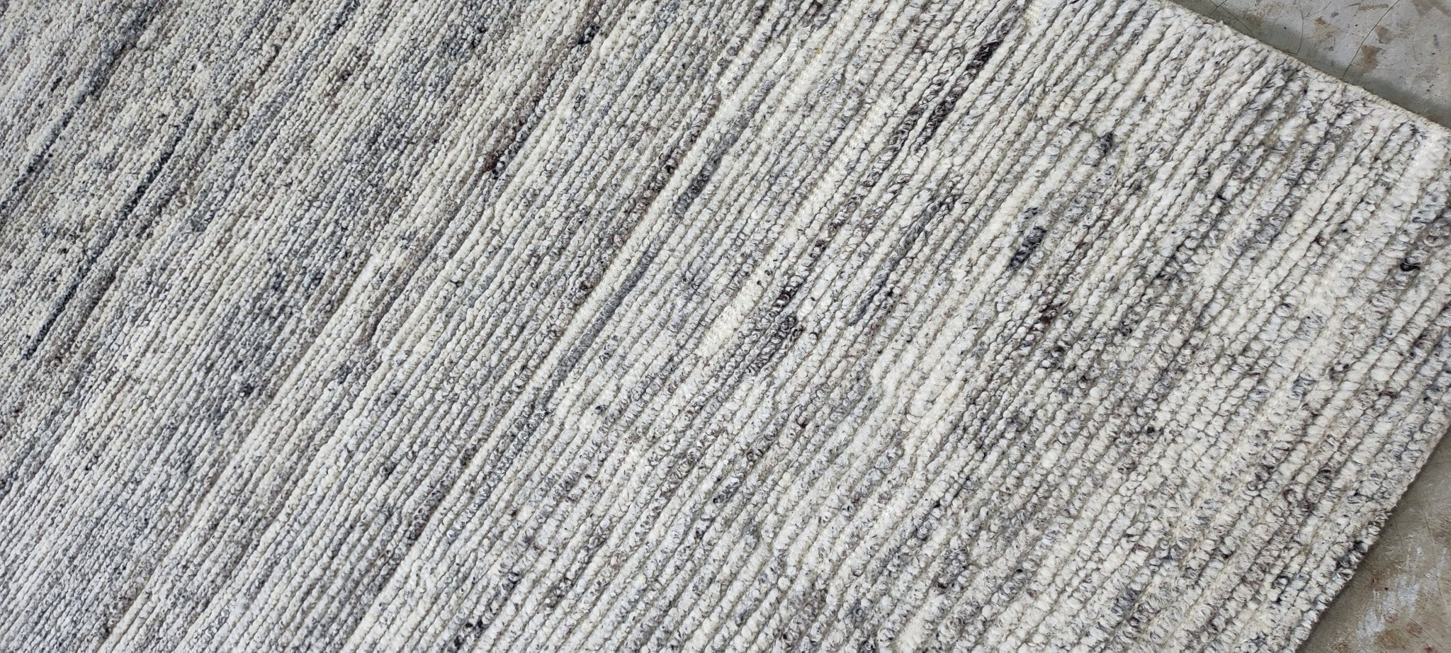 Ilaria 9x12 Natural & Grey Loop Cut | Banana Manor Rug Factory Outlet