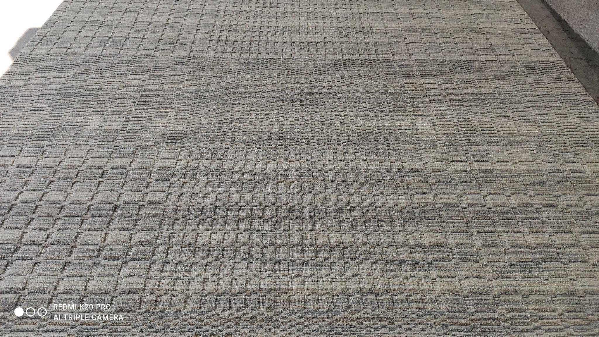 Inger 8x10 Handwoven White and Grey Rug | Banana Manor Rug Company