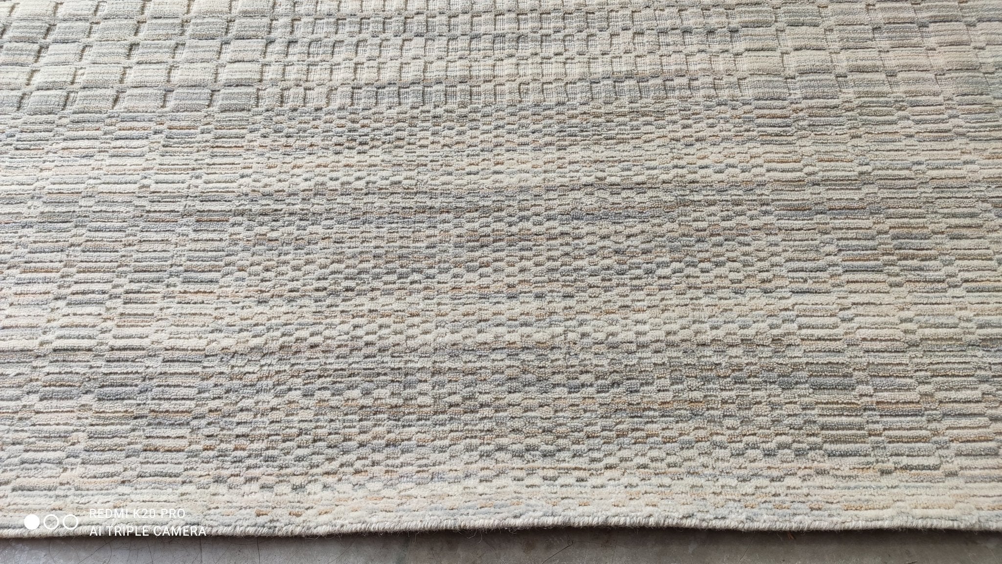 Inger 8x10 Handwoven White and Grey Rug | Banana Manor Rug Company
