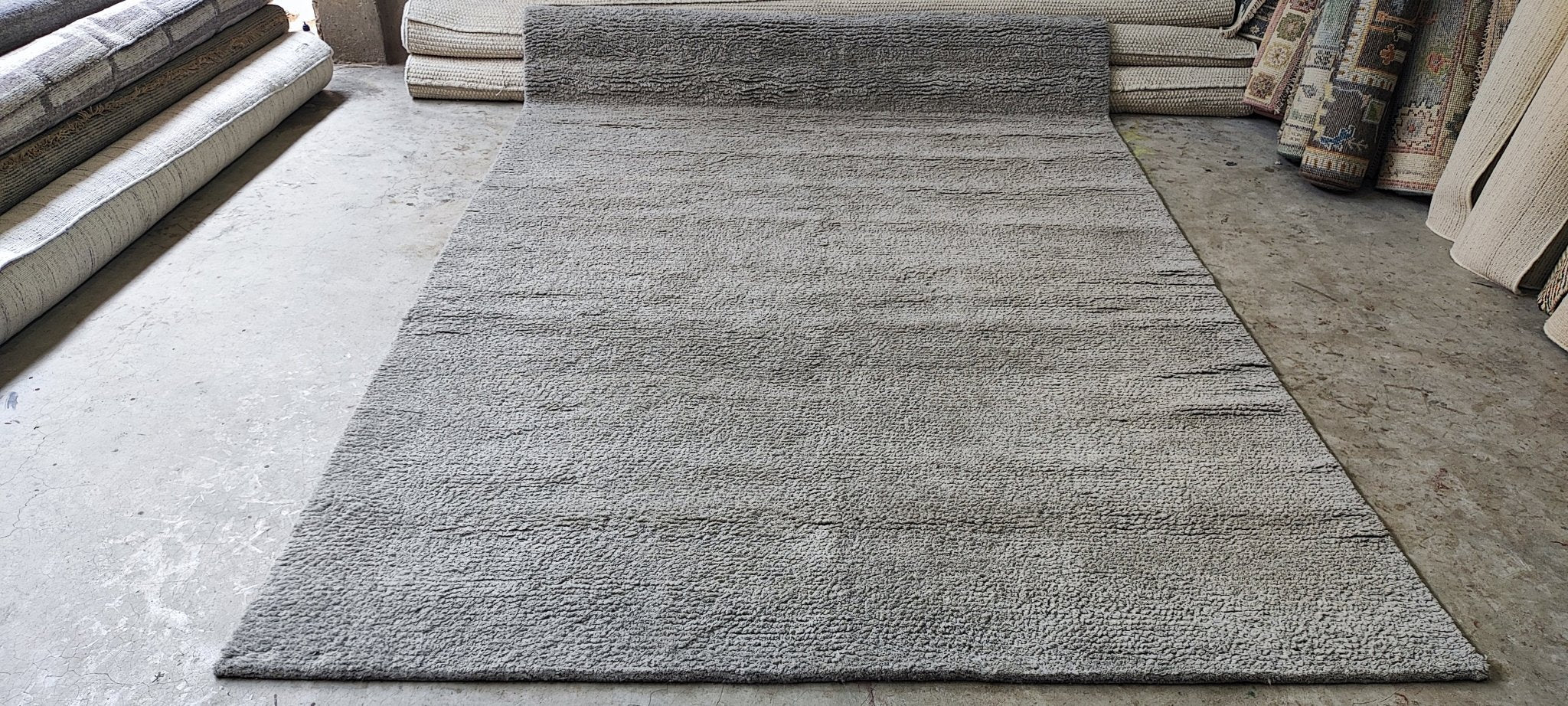 Isabel Sarli 6.9x10 Hand-Knotted Bended Grey | Banana Manor Rug Factory Outlet