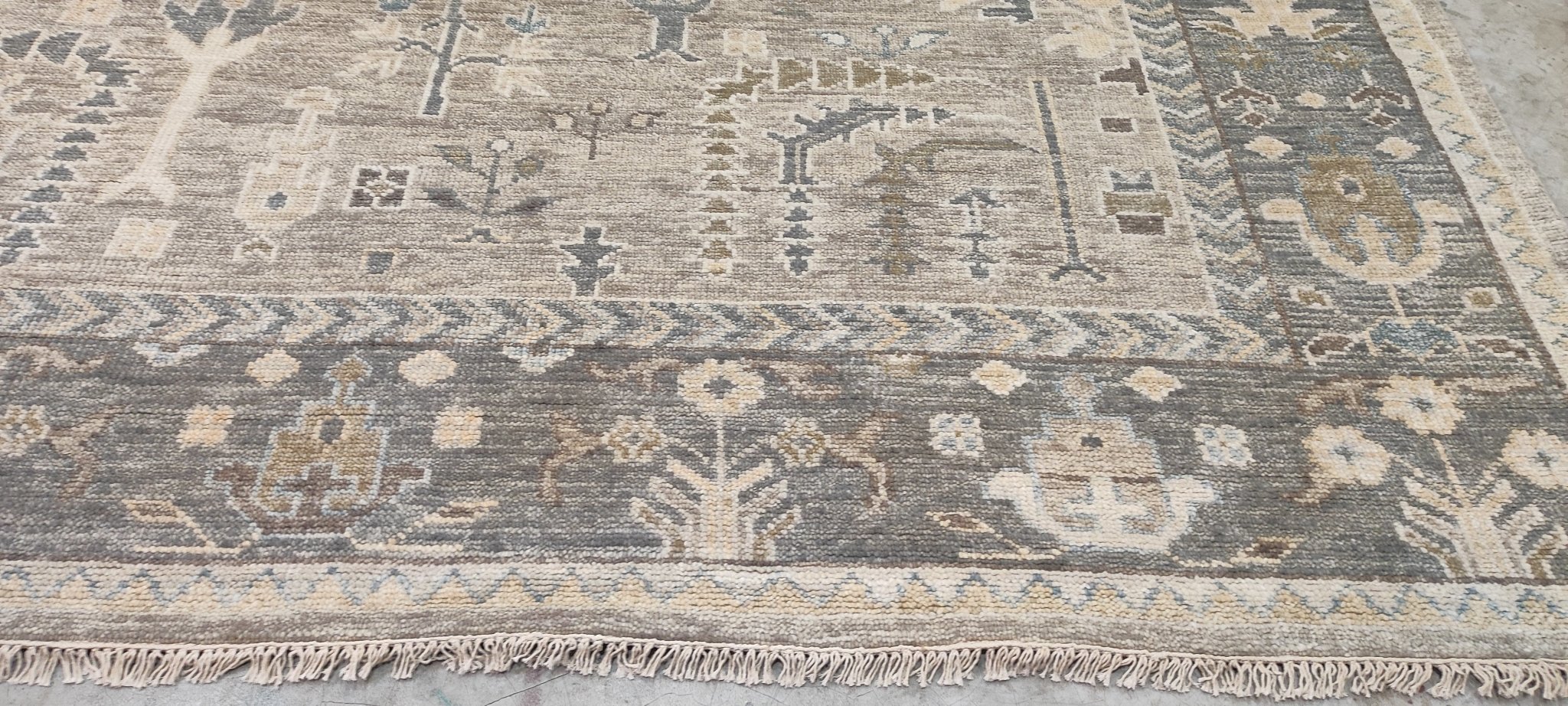 Jacqueline Bisset 10x14 Tan and Grey Hand-Knotted Oushak Rug | Banana Manor Rug Company