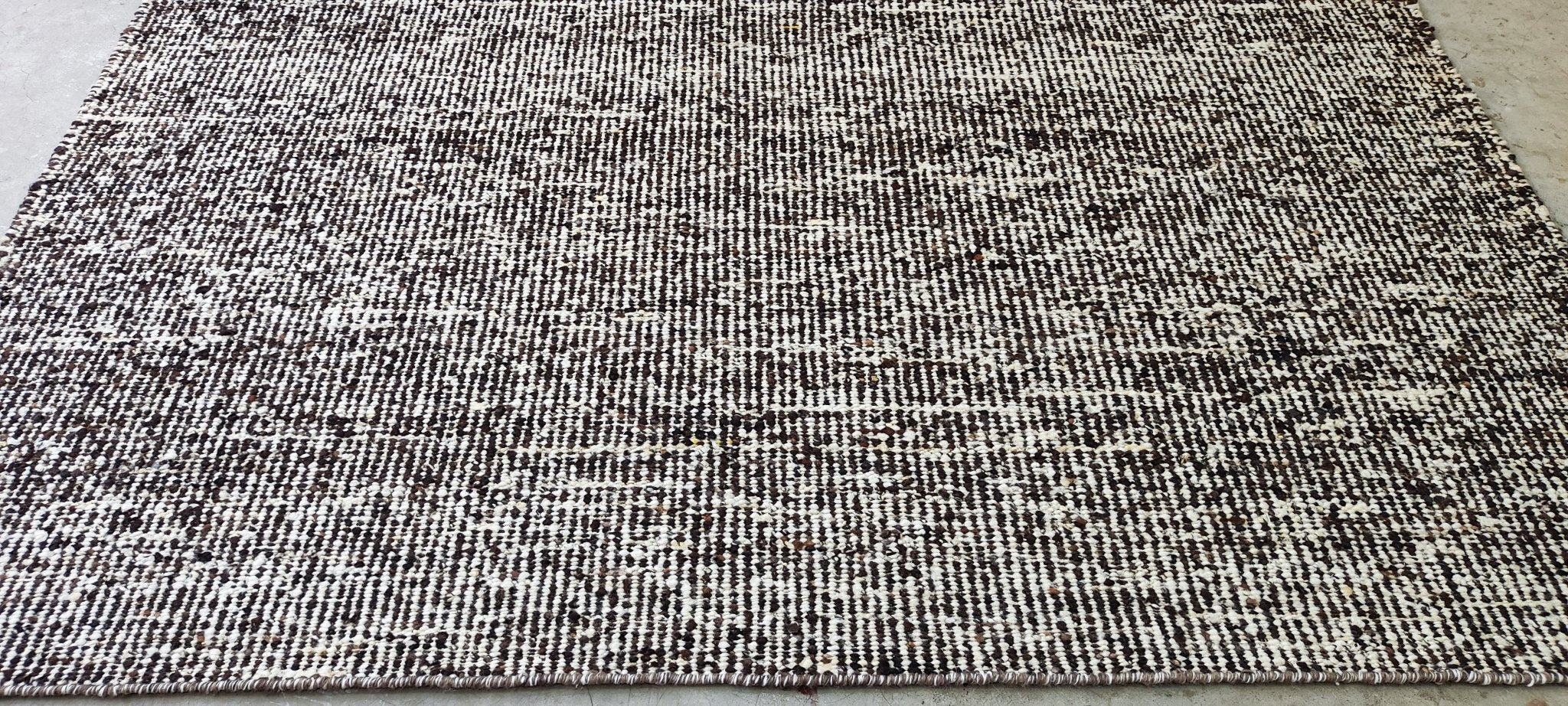 Jamie Laird 8x10 Handwoven Textured Wool Durrie | Banana Manor Rug Factory Outlet