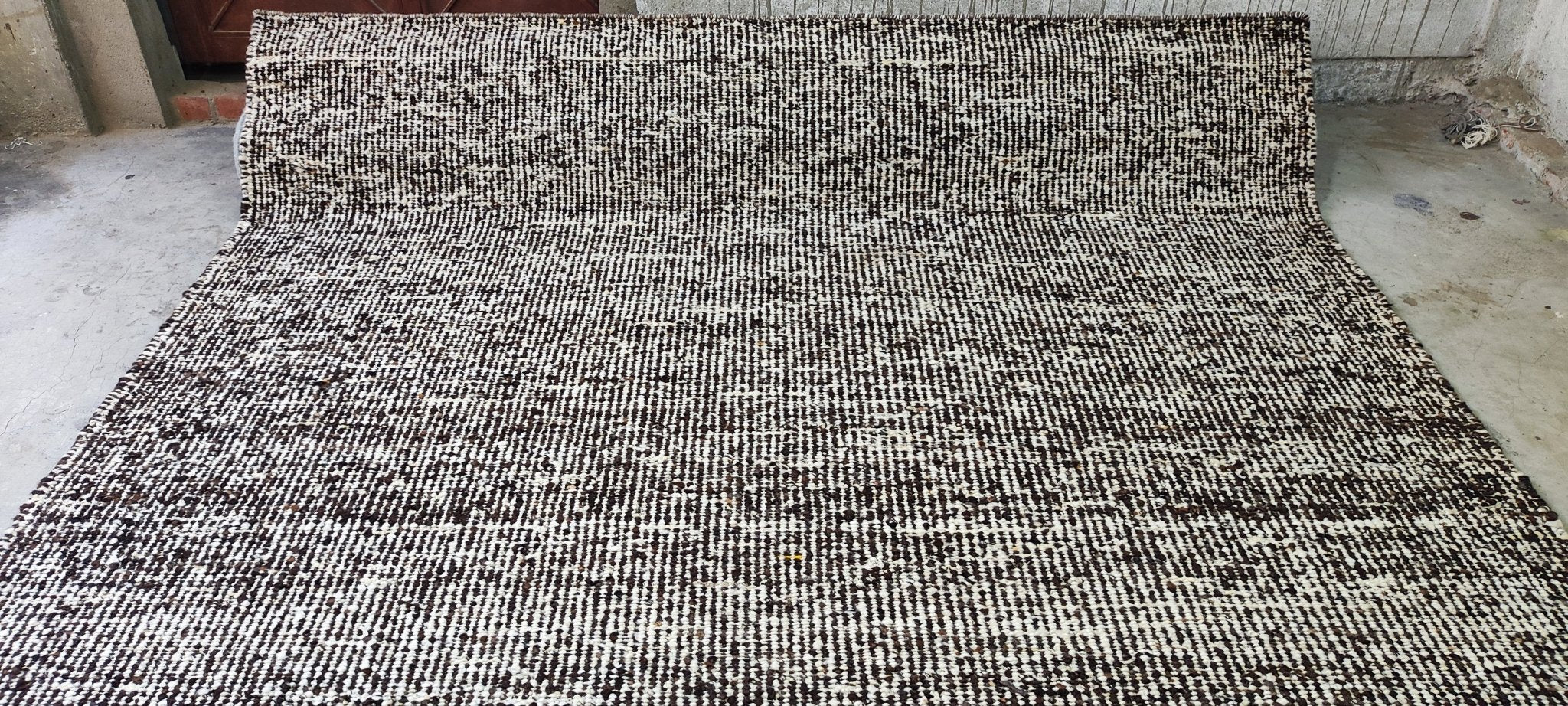 Jamie Laird 8x10 Handwoven Textured Wool Durrie | Banana Manor Rug Factory Outlet