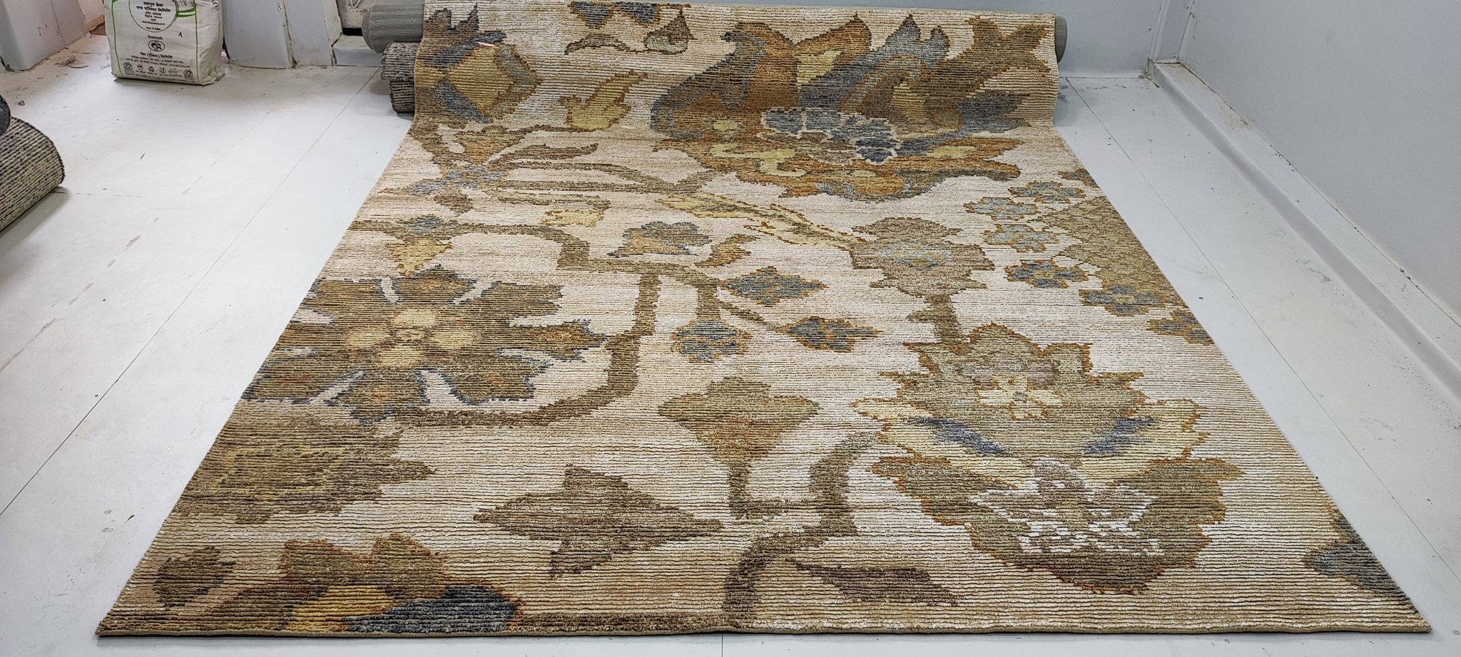 Jane Ellilot 8x10 Hand-Knotted Tan & Beige Floral | Banana Manor Rug Factory Outlet
