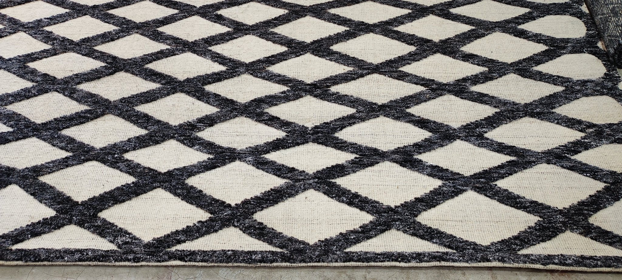 Jay 8.3x9.9 Hand-Knotted Ivory & Grey Cut Pile | Banana Manor Rug Factory Outlet