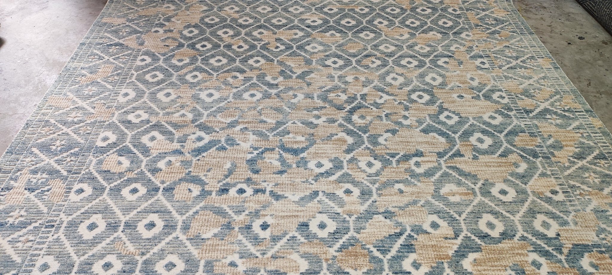 Jean 8x10 Hand-Knotted Aqua Beige Mix Cut Pile | Banana Manor Rug Factory Outlet