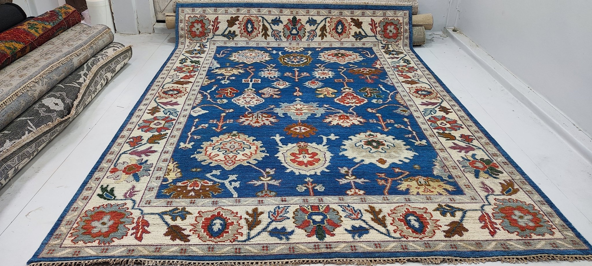 Joan Van Ark 8.9x12 Hand-Knotted Blue & Ivory Oushak | Banana Manor Rug Factory Outlet