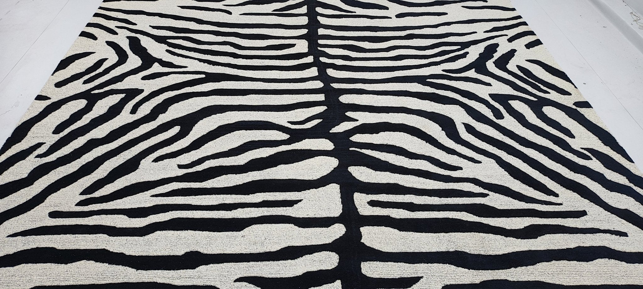 Joe Exotic 8.6x13 Hand-Tufted White & Black Tiger Print | Banana Manor Rug Factory Outlet