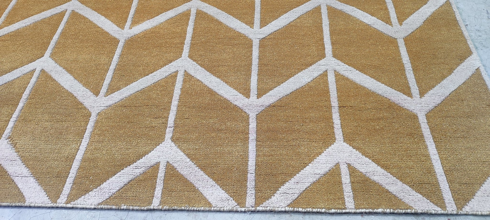 John Bubbles Hand-Knotted Modern Rug Light Gold Beige High-Low 9.3x11.9 | Banana Manor Rug Company