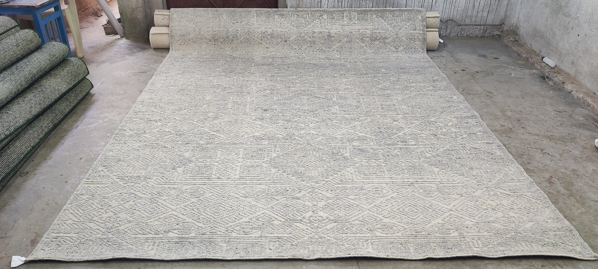 John Tui Hand-Knotted Modern Natural and Grey High-Low 8.3X10.3 | Banana Manor Rug Company