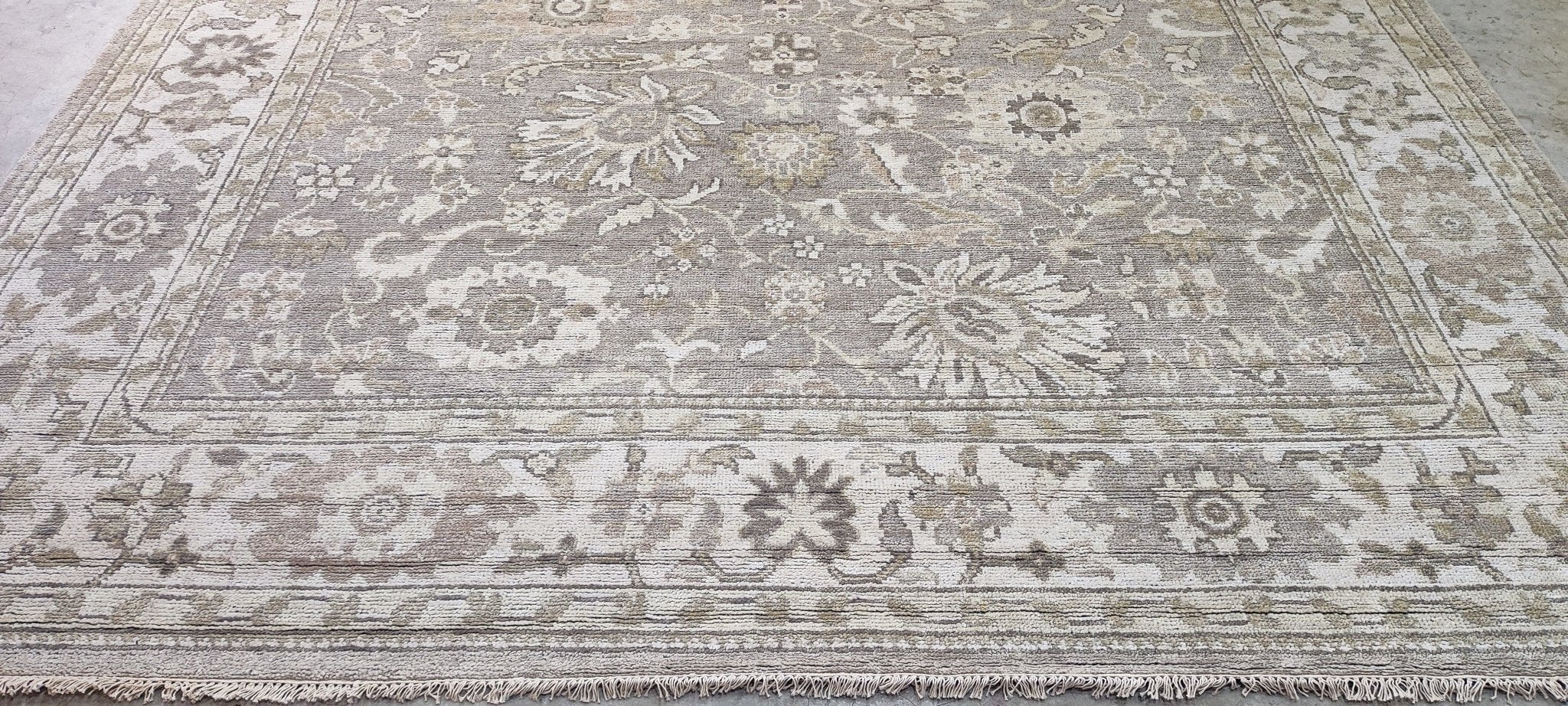 Julia Reed 10.3X14 Grey and Ivory Hand-Knotted Oushak Rug | Banana Manor Rug Company