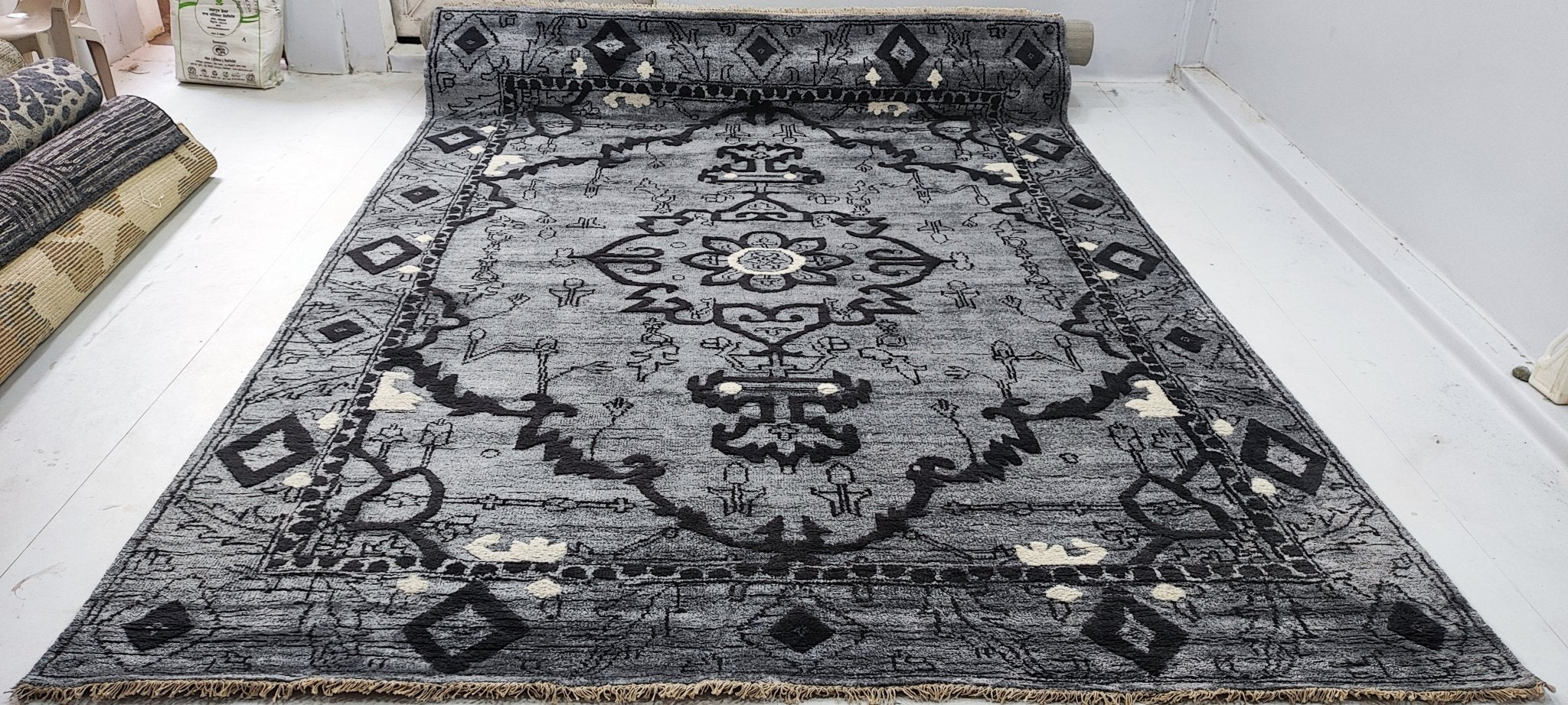 Julie Harris 8.9x11.9 Hand-Knotted Charcoal & Grey Oushak | Banana Manor Rug Factory Outlet