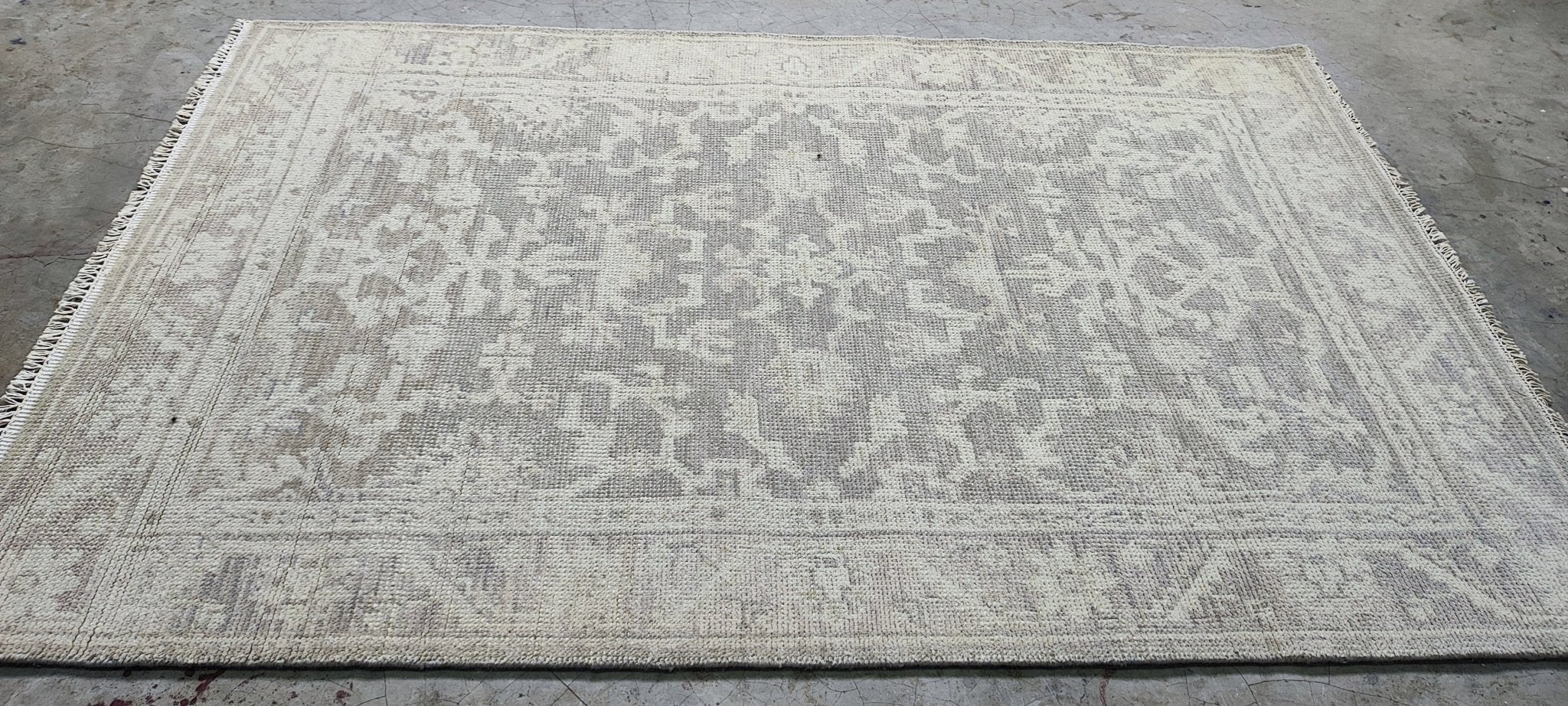 June Cochran 4x5.9 Hand Knotted Grey & Silver Turkish Oushak | Banana Manor Rug Factory Outlet