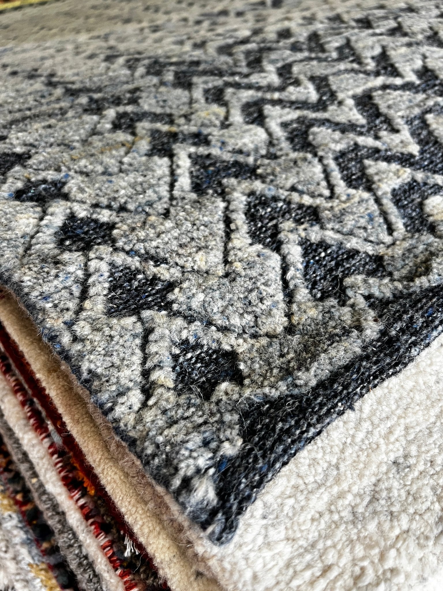 Justin 7.3x9.9 Hand-Knotted Light Blue & Grey Cut Pile | Banana Manor Rug Factory Outlet