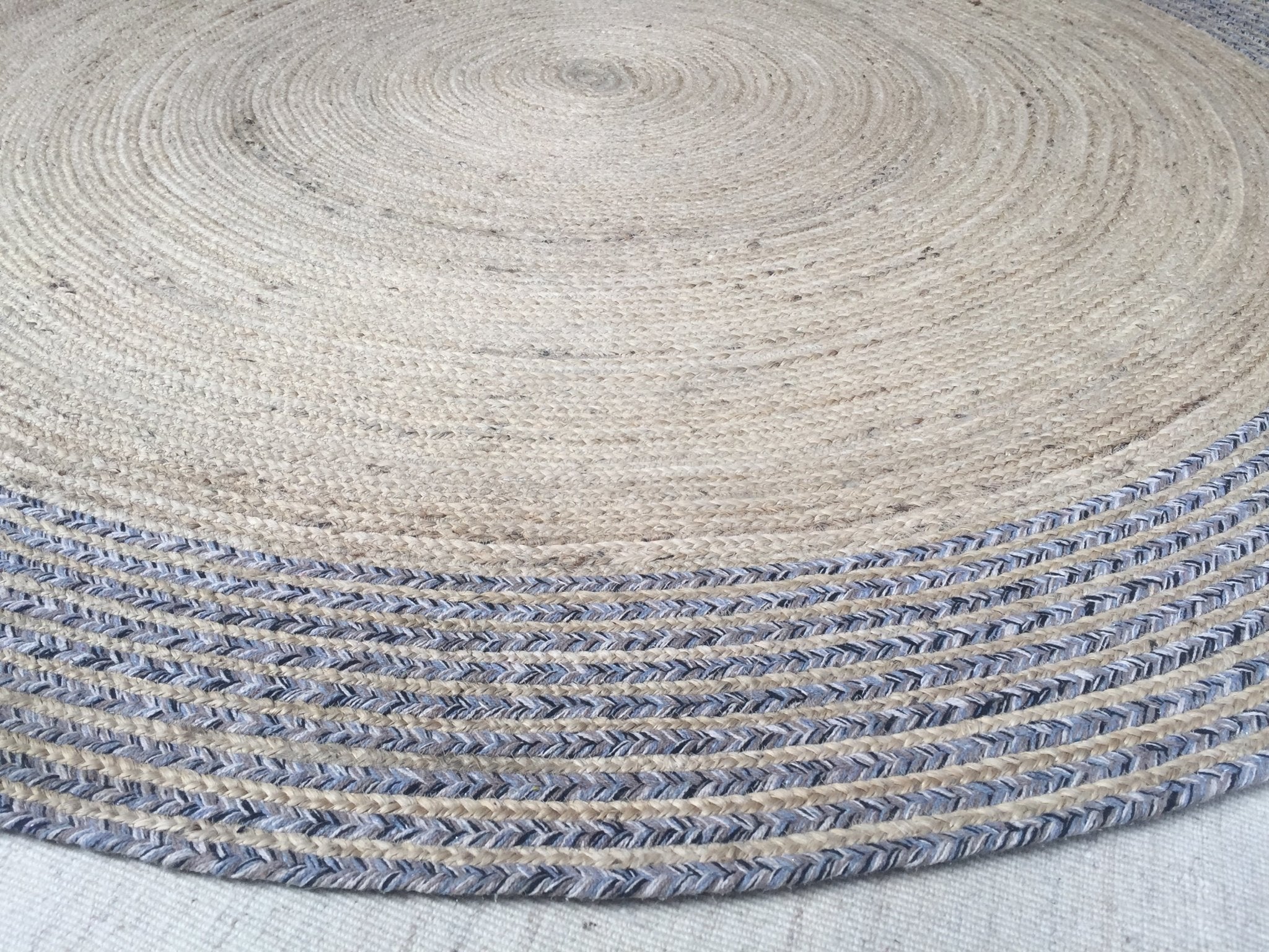 Jute & Cotton Yarn Round Rug 6'x6' | Banana Manor Rug Company