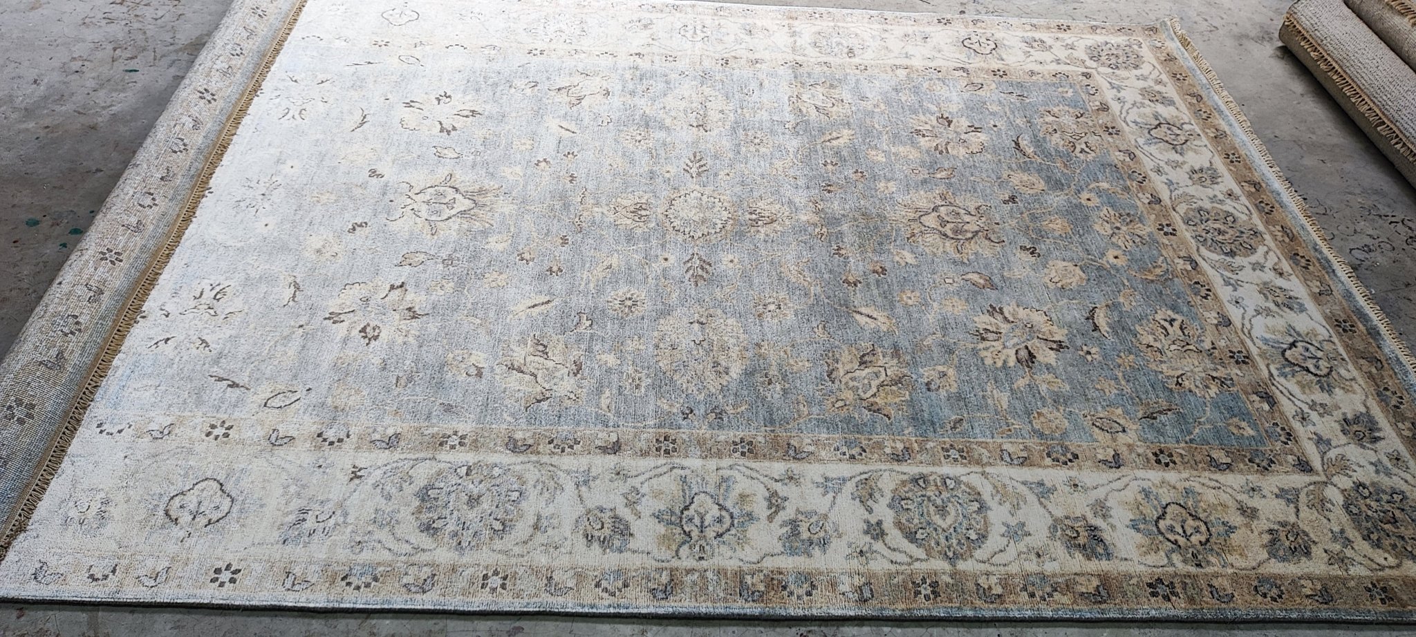 Kavka 6.6x9.6 Hand Knotted Aqua & Silver Oushak | Banana Manor Rug Factory Outlet