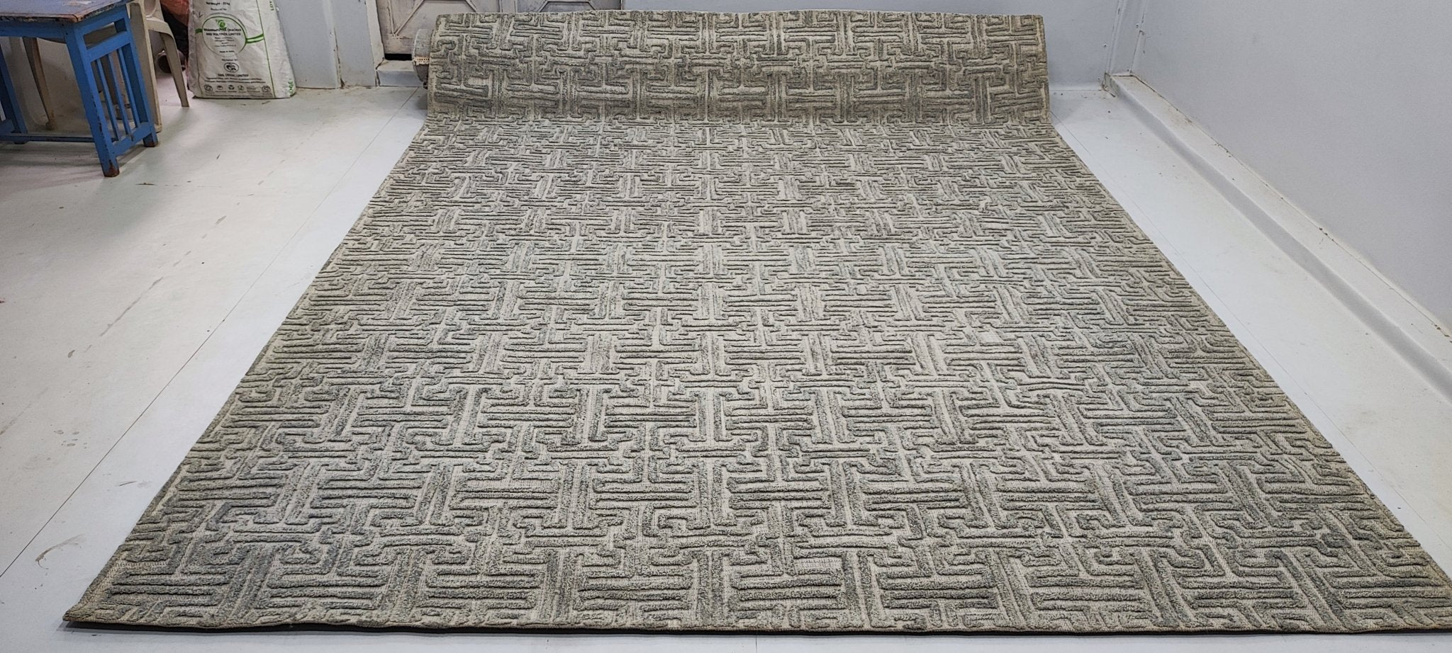 Kelly Bundy 9x12 Hand-Tufted Light Green Jacquard | Banana Manor Rug Factory Outlet
