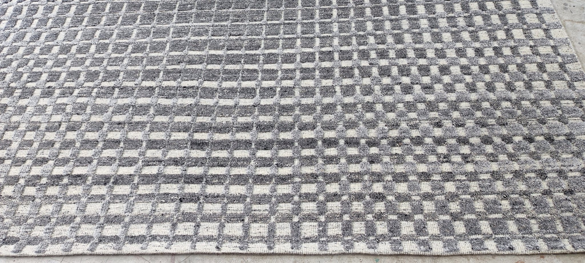 Ken 8x10 Hand-Knotted Silver & Grey High Low | Banana Manor Rug Factory Outlet