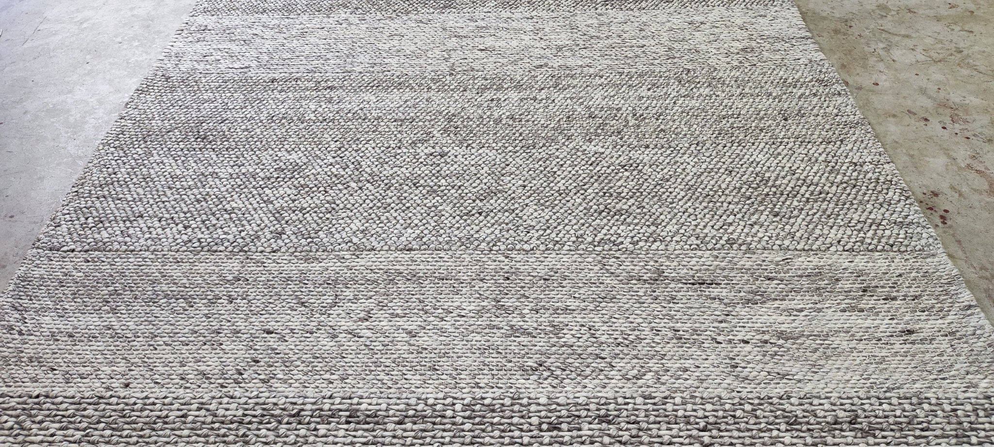 Kendall Roy 6.6x9.3 Handwoven Wool Durrie Natural/Grey Grass | Banana Manor Rug Factory Outlet