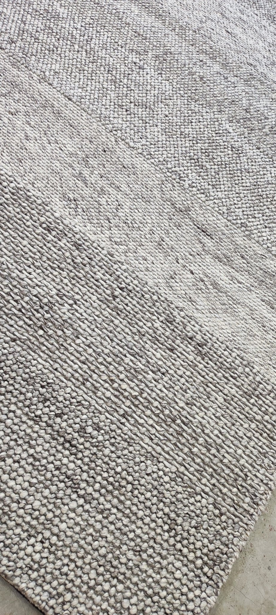 Kendall Roy 6.6x9.3 Handwoven Wool Durrie Natural/Grey Grass | Banana Manor Rug Factory Outlet