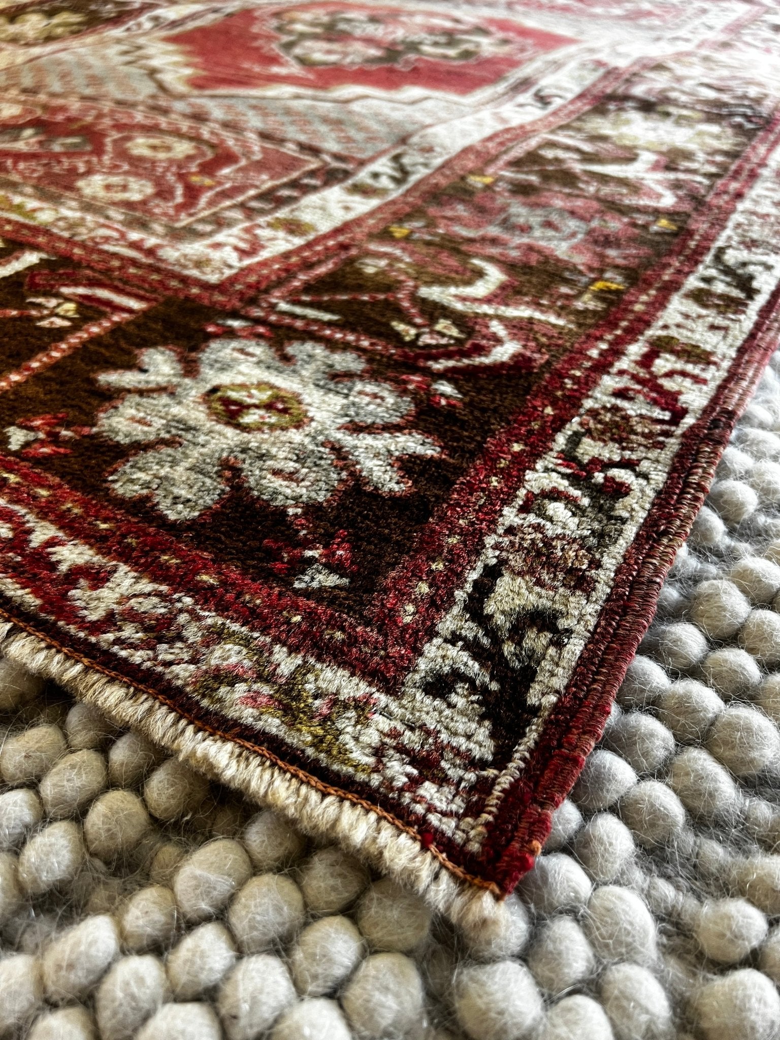 Kirschehir 3.5x5.7 Turkish Vintage Rug | Banana Manor Rug Factory Outlet