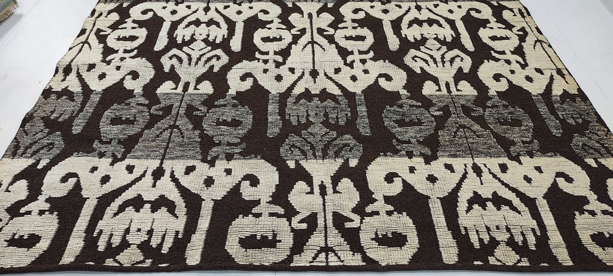 Kissing Man 8.3x10 Hand-Knotted Brown & Beige High Low | Banana Manor Rug Factory Outlet