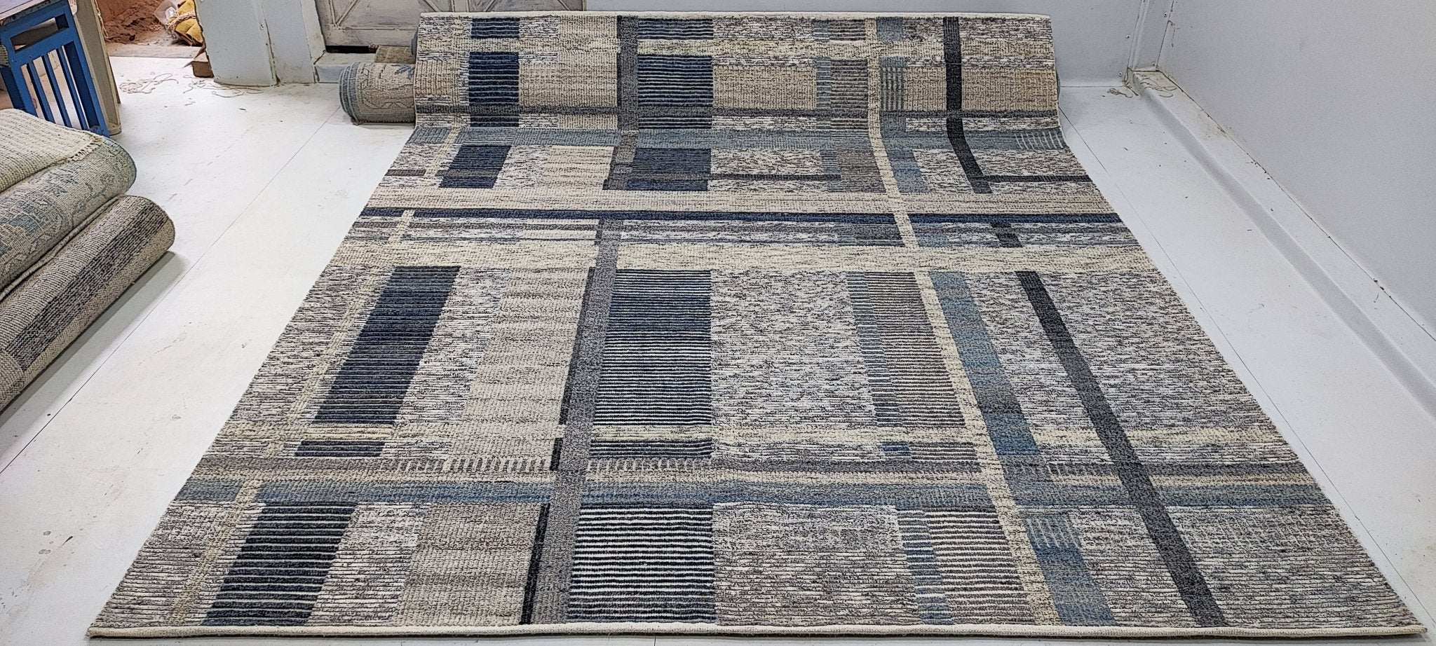 Kowalski 8.3x10 Hand-Knotted Silver & Grey High Low | Banana Manor Rug Factory Outlet