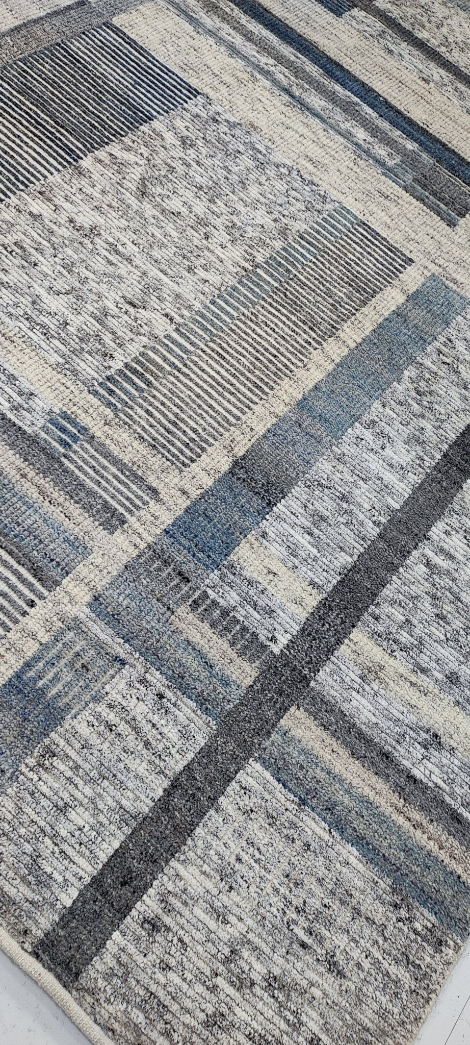 Kowalski 8.3x10 Hand-Knotted Silver & Grey High Low | Banana Manor Rug Factory Outlet