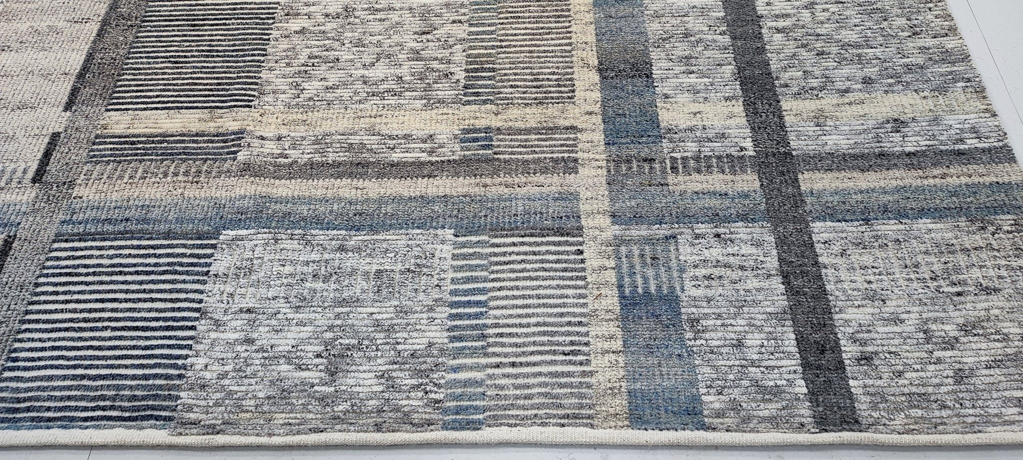 Kowalski 8.3x10 Hand-Knotted Silver & Grey High Low | Banana Manor Rug Factory Outlet