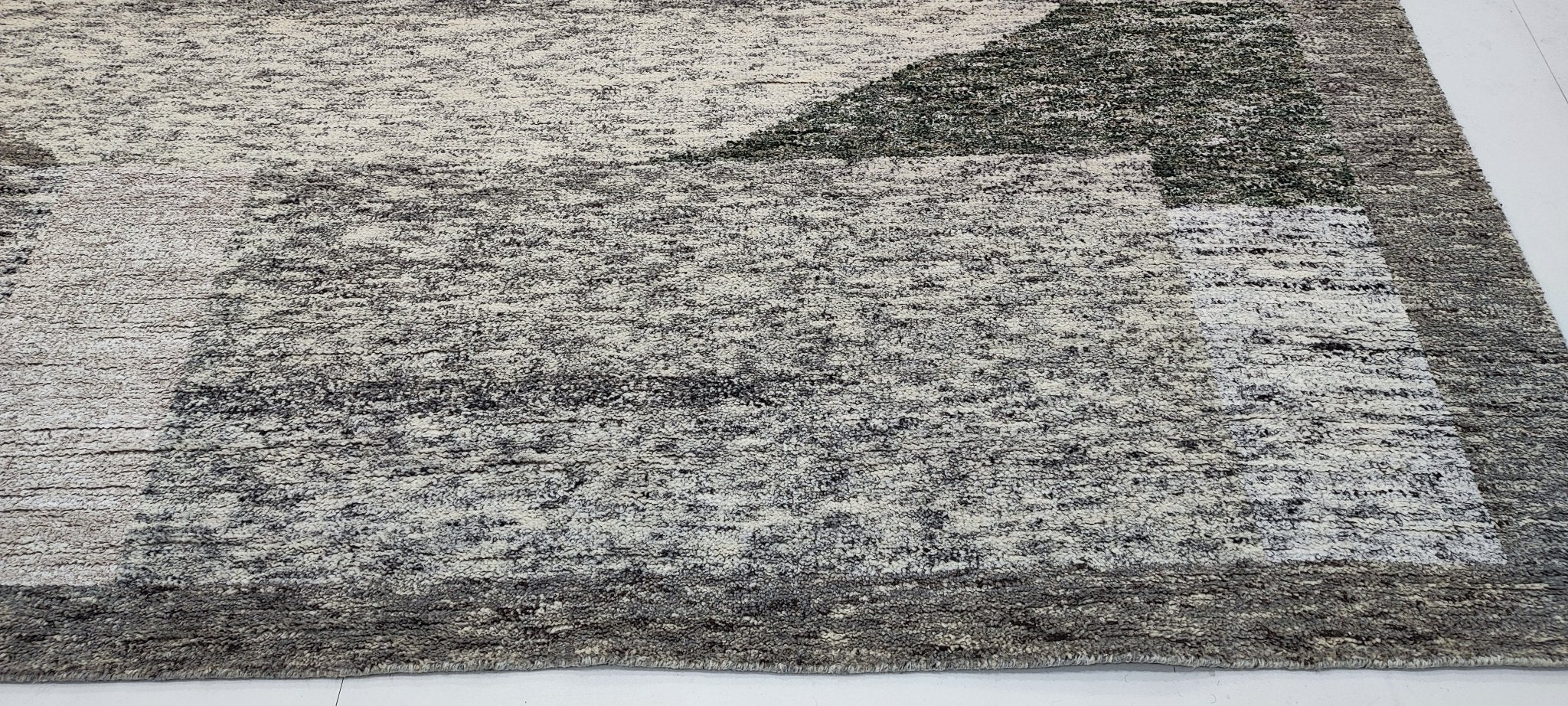 Larry 8x10 Hand-Knotted Natural Grey Modern | Banana Manor Rug Factory Outlet