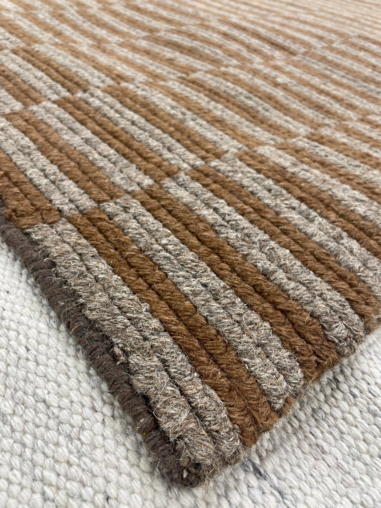 Latka 4.9x6.6 Handwoven Durrie | Banana Manor Rug Company