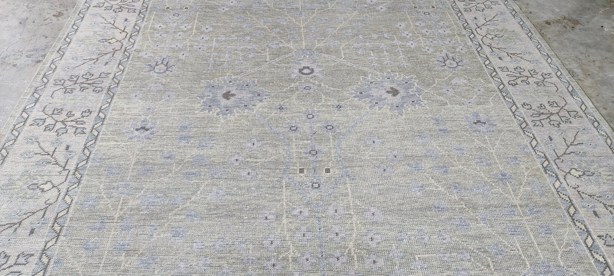 Lauryn 8x10.3 Hand Knotted Grey & Tan Turkish Oushak | Banana Manor Rug Factory Outlet