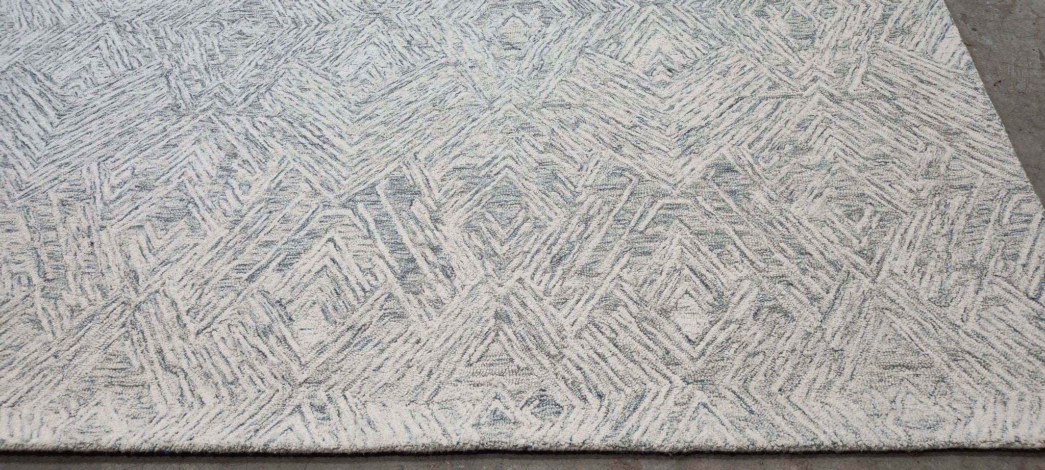 Lawrence Yee Hand-Tufted Wool Natural Blue Textured (Multiple Sizes) | Banana Manor Rug Factory Outlet